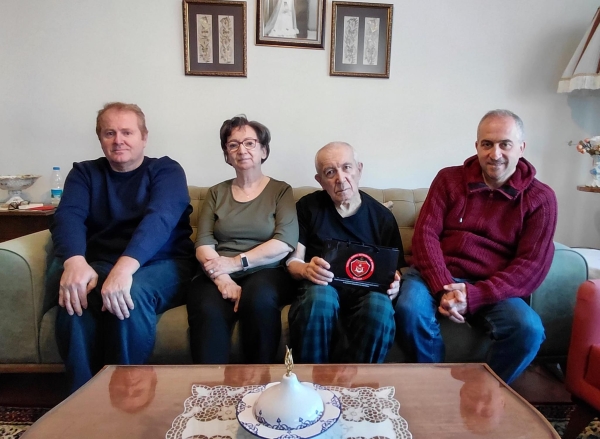 Temad Gölcük şubesi yönetim kurulu olarak 1970 mezunu E. Mot. Kd.Bçvş.  Ömer Oktay İyigün'ü ziyaret ettik.